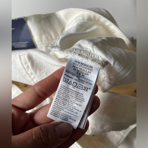 NEW Gap Plus Size White High Rise Wide-Leg Jeans 18 34R Slim Hip Relaxed Thigh - Picture 8 of 9